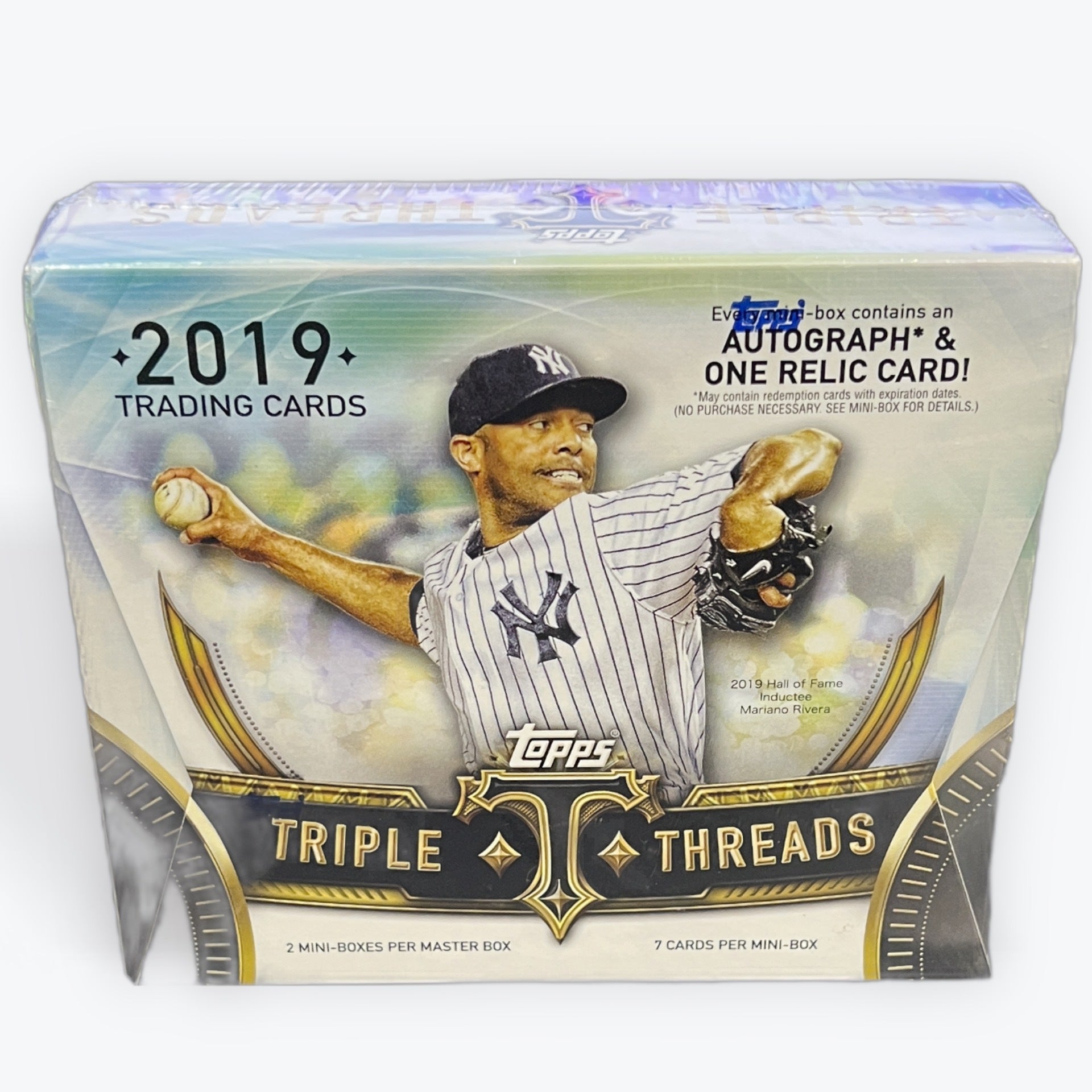 s680129065388134146_p1877_i1_w1920 2019 Topps Triple Threads Baseball Hobby Box - Image 1
