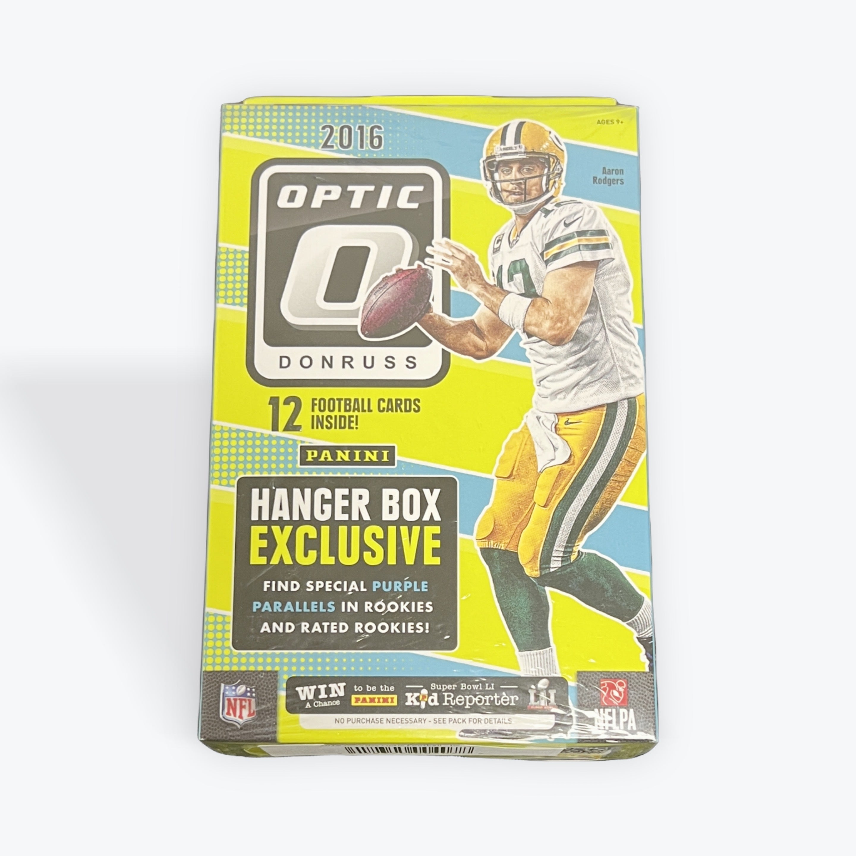 s680129065388134146_p3544_i1_w2880 2016 Donruss Optic Football - hanger box - Image 1