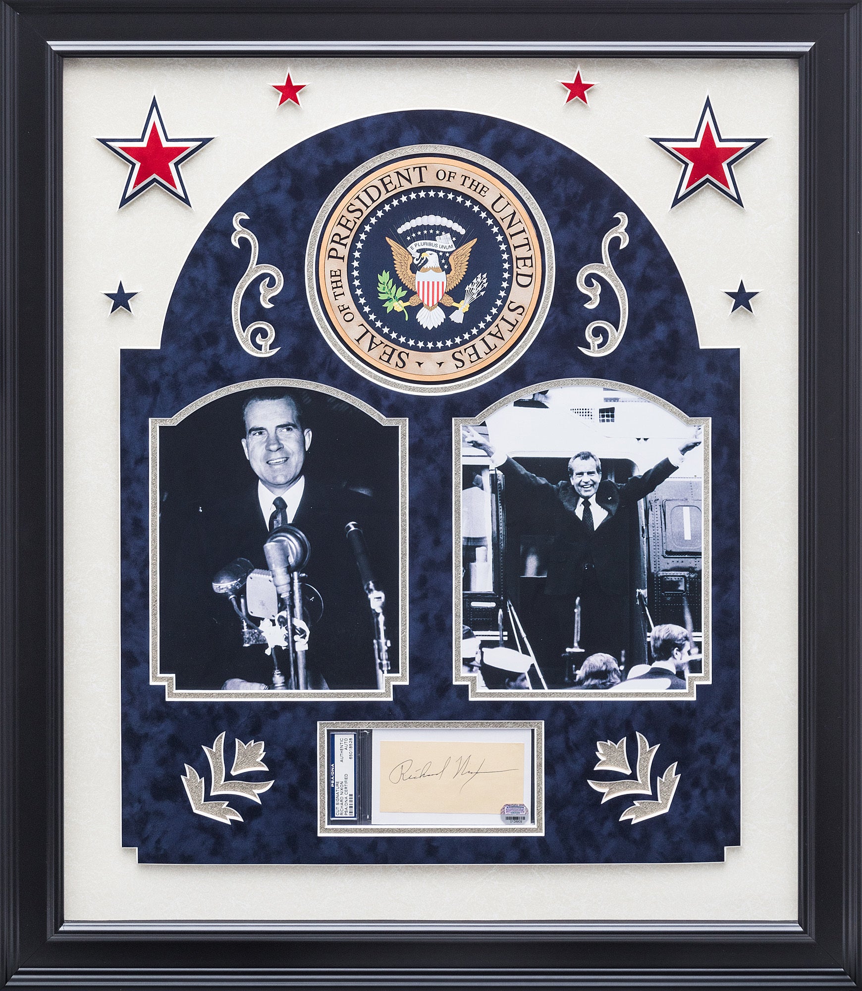 s680129065388134146_p671_i2_w1740 Richard Nixon Cut Signature PSA Framed Photo - Image 1